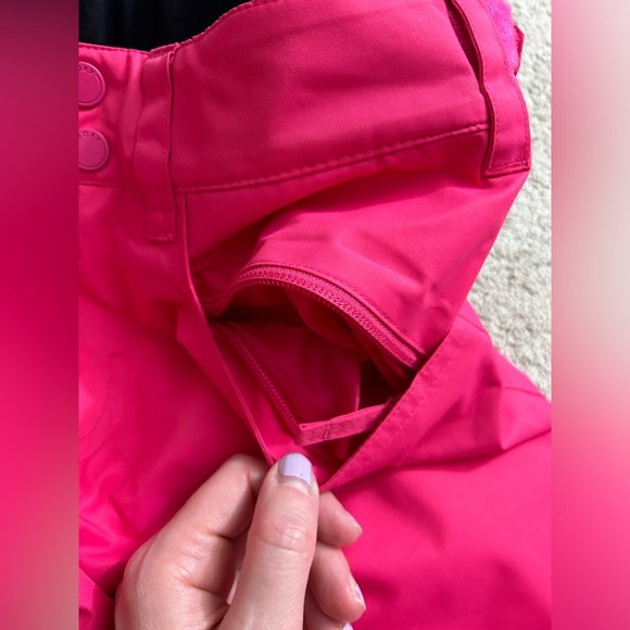 Women’s Roxy Backyard Insulated Snowpants - Picture 6 of 16